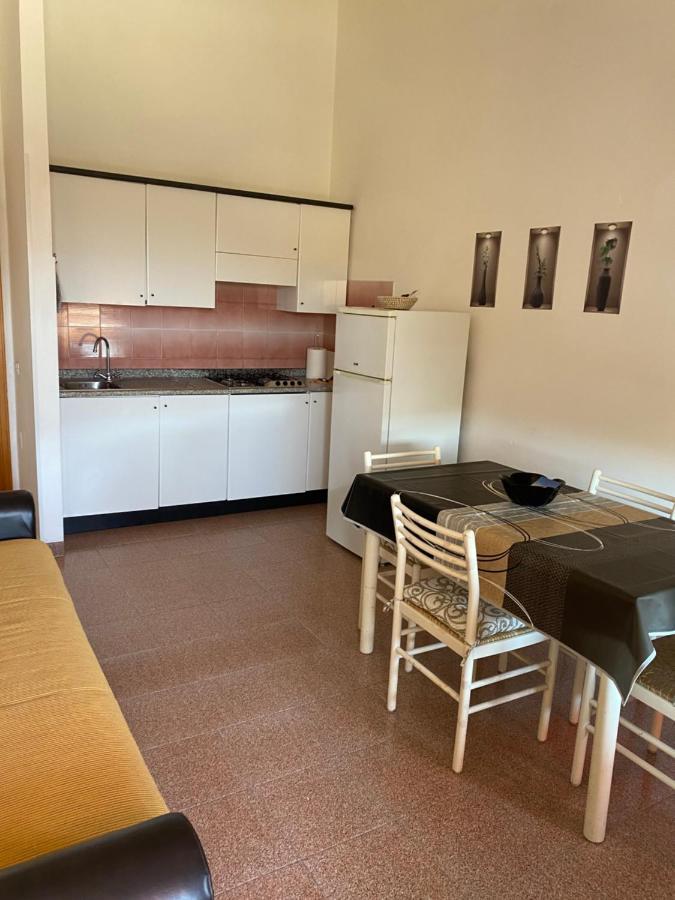 Lemon Apartments ヴィッラシミーウス エクステリア 写真