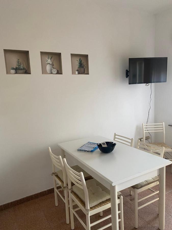 Lemon Apartments ヴィッラシミーウス エクステリア 写真